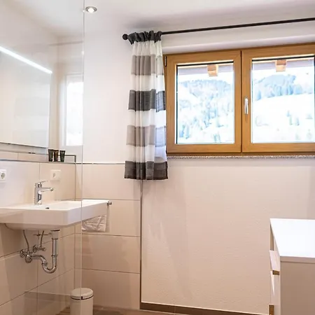 Apartment Thaler Hoehe *